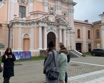 Pasibaigė EHU gidų dirbtuvės: kaip studentai išmoko pasakoti istorijas ir įkvėpti auditoriją tyrinėti?